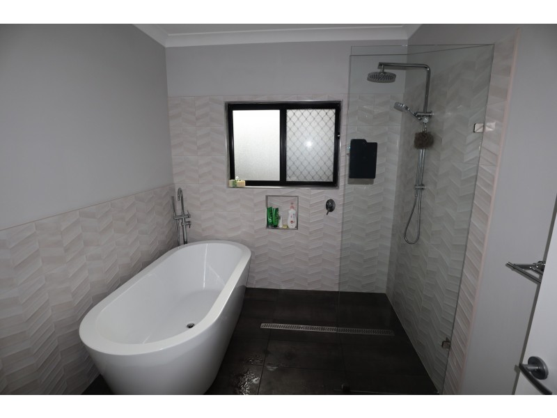 24 Kurrajong Street, Dorrigo NSW 2453