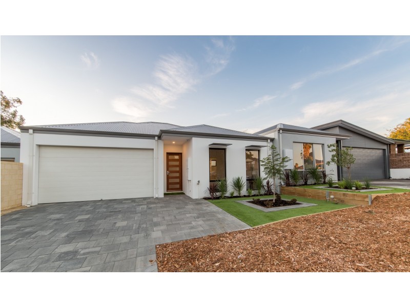 A, B and C/20 Trailwood Drive, Woodvale WA 6026
