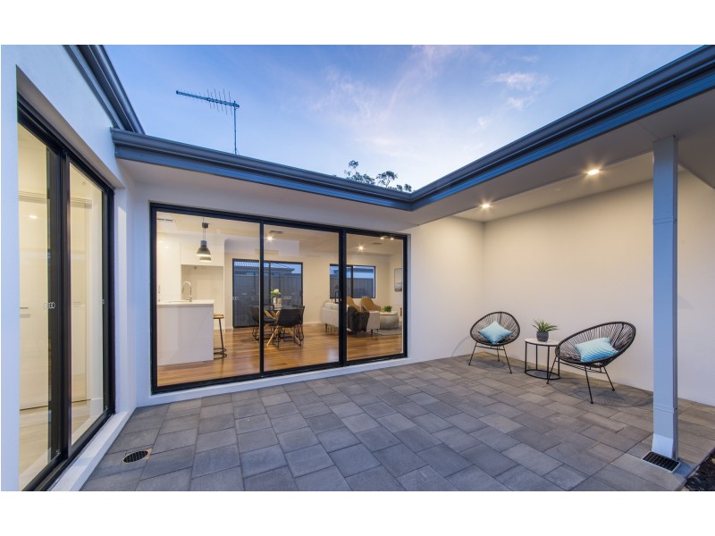 A, B and C/20 Trailwood Drive, Woodvale WA 6026