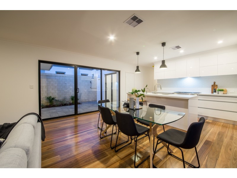 A, B and C/20 Trailwood Drive, Woodvale WA 6026