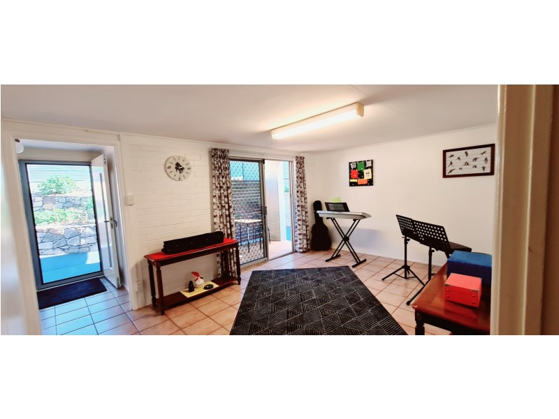 15 Gonzales Street, Macgregor QLD 4109