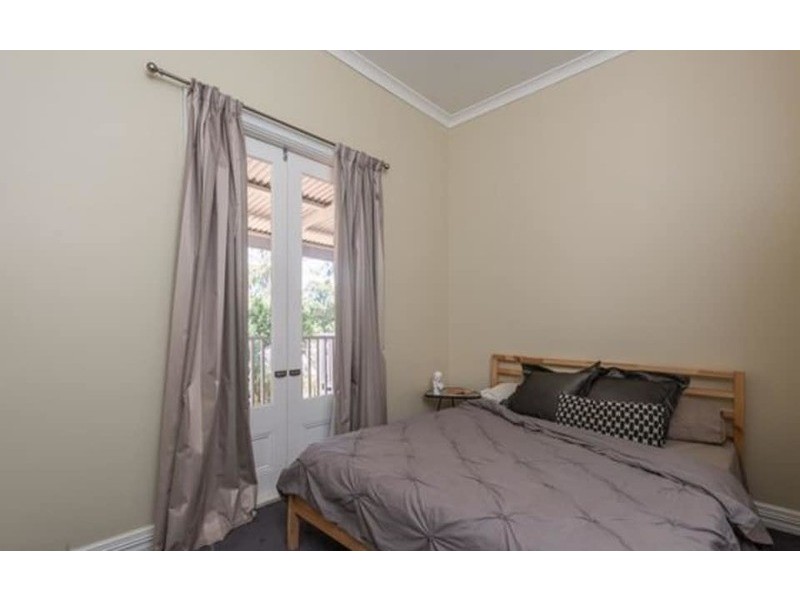 260 Traylen Road, Stoneville WA 6081