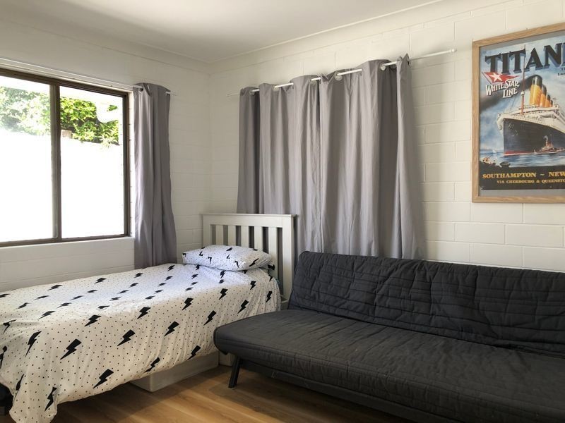 1/23 Doggett Drive, Miami QLD 4220