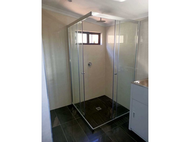 84 BALLANDELLA RD, Toongabbie NSW 2146