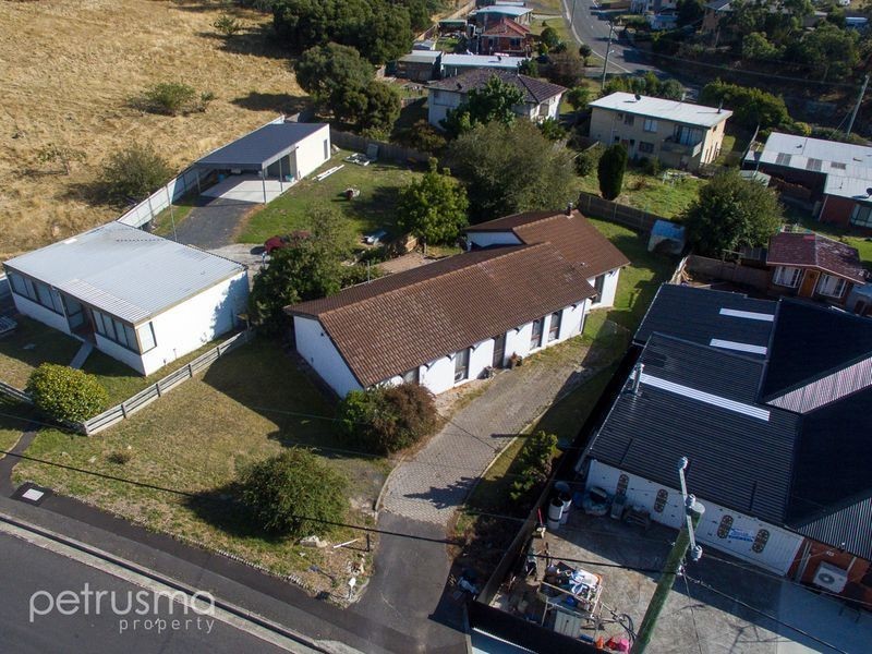 16 Russell Road, Claremont TAS 7011