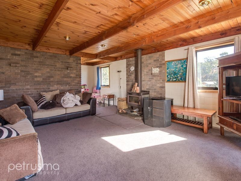 16 Russell Road, Claremont TAS 7011