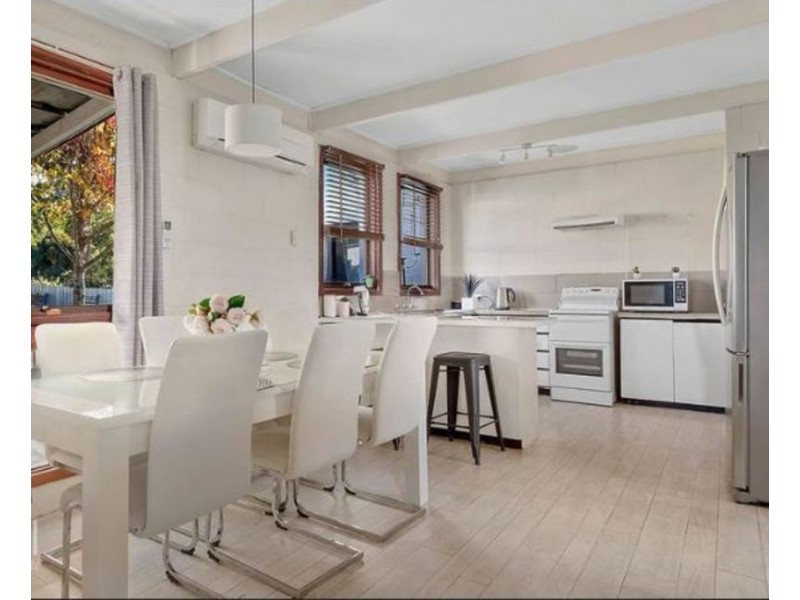 16 Russell Road, Claremont TAS 7011