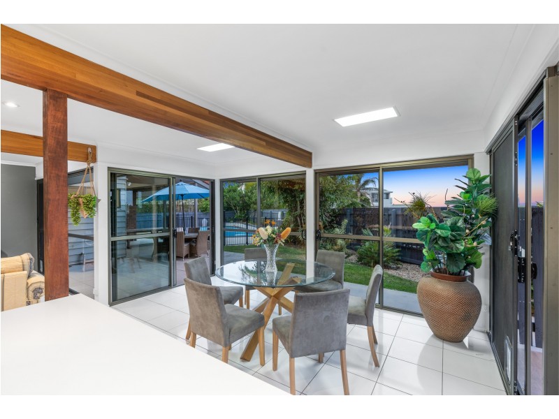39 Warra Street, Wynnum QLD 4178
