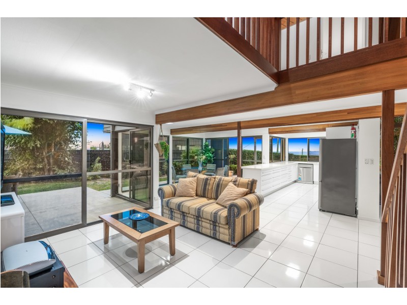 39 Warra Street, Wynnum QLD 4178