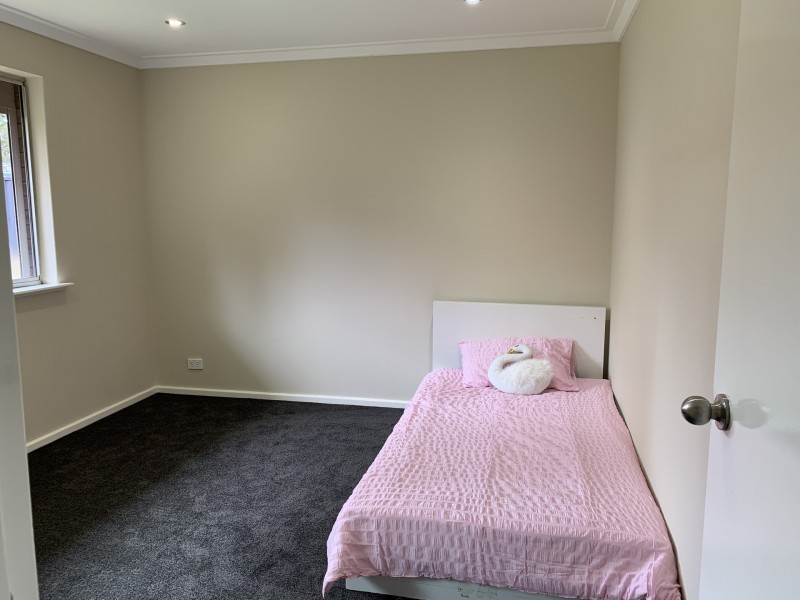 15 Larix Way, Forrestfield WA 6058