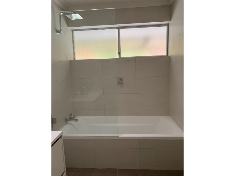 15 Larix Way, Forrestfield WA 6058