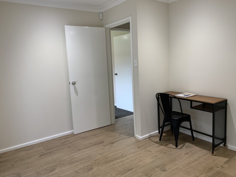 15 Larix Way, Forrestfield WA 6058