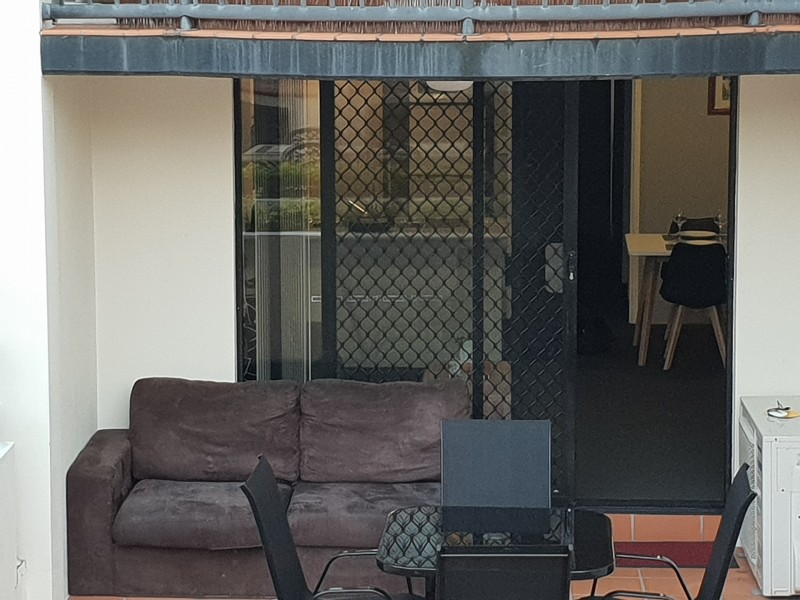 6/11 Owens Lane, Southport QLD 4215