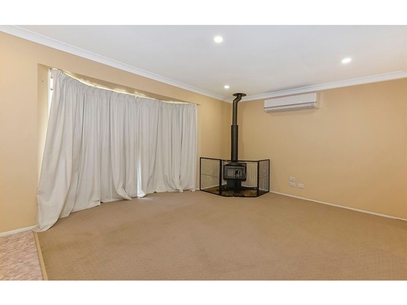 9 Julius Court, Marsden QLD 4132