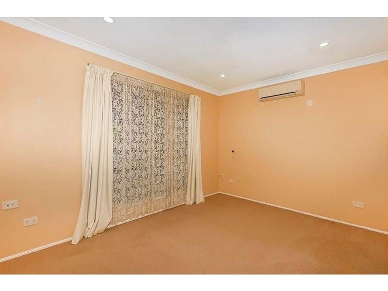 9 Julius Court, Marsden QLD 4132