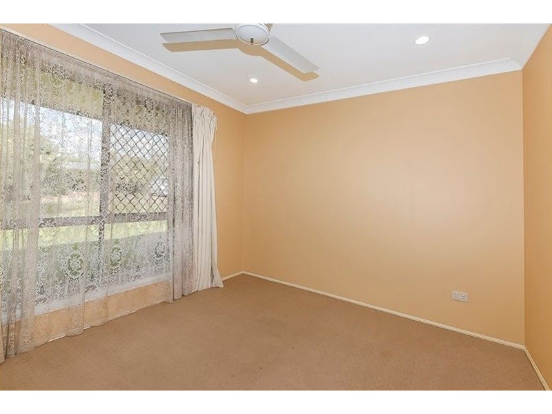 9 Julius Court, Marsden QLD 4132