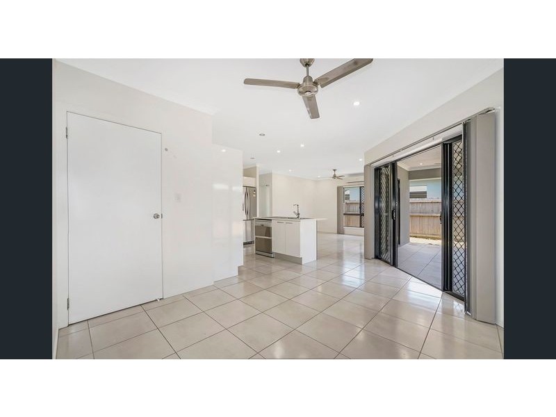 6 Basswood Avenue, Bentley Park QLD 4869