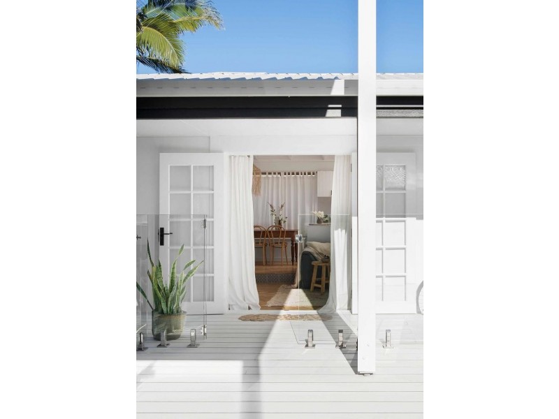 58 Palm Drive, Mooloolaba QLD 4557