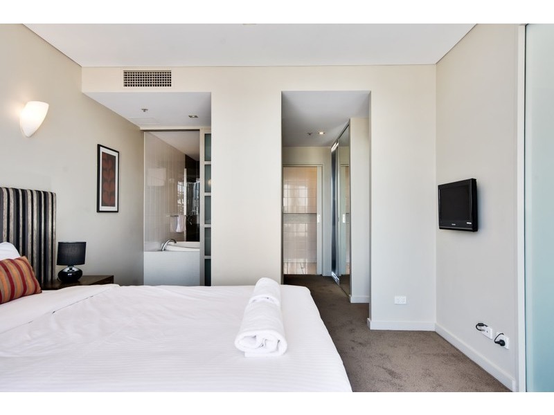 1706/96 North Terrace, Adelaide SA 5000