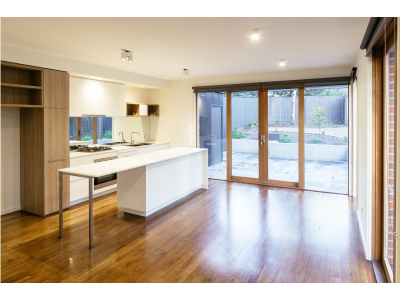 3/12 Essex Street, Glen Iris VIC 3146