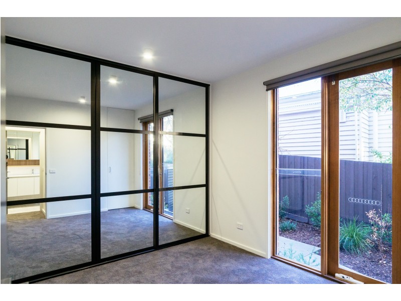 3/12 Essex Street, Glen Iris VIC 3146