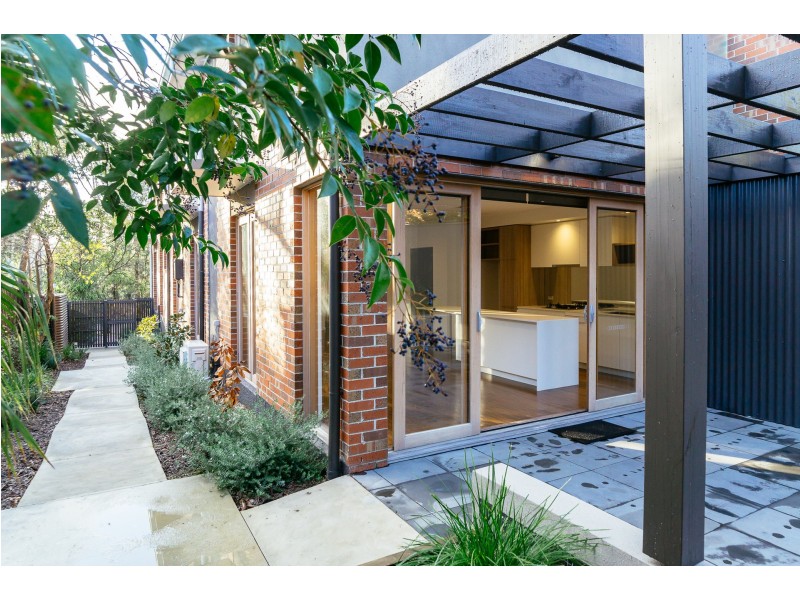 3/12 Essex Street, Glen Iris VIC 3146