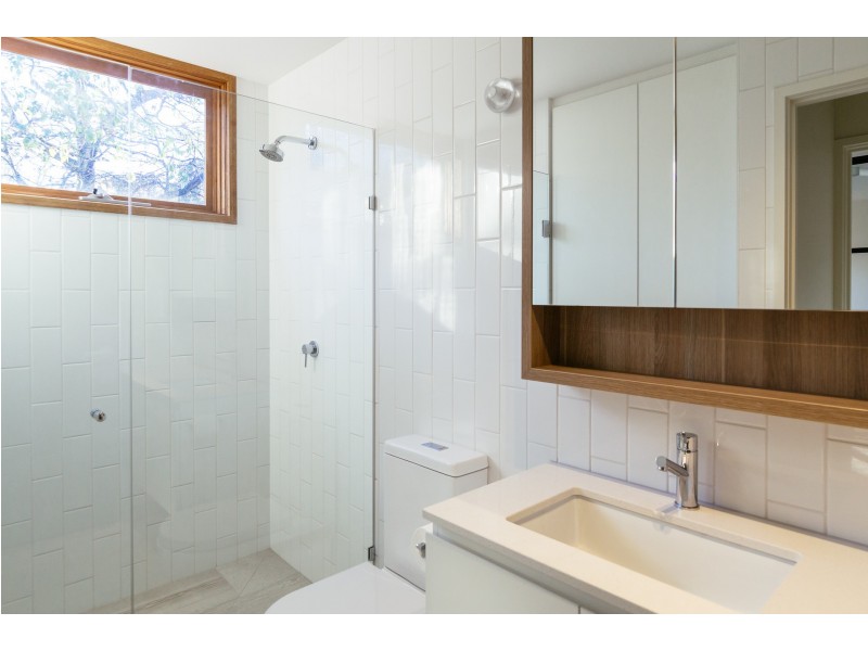 3/12 Essex Street, Glen Iris VIC 3146