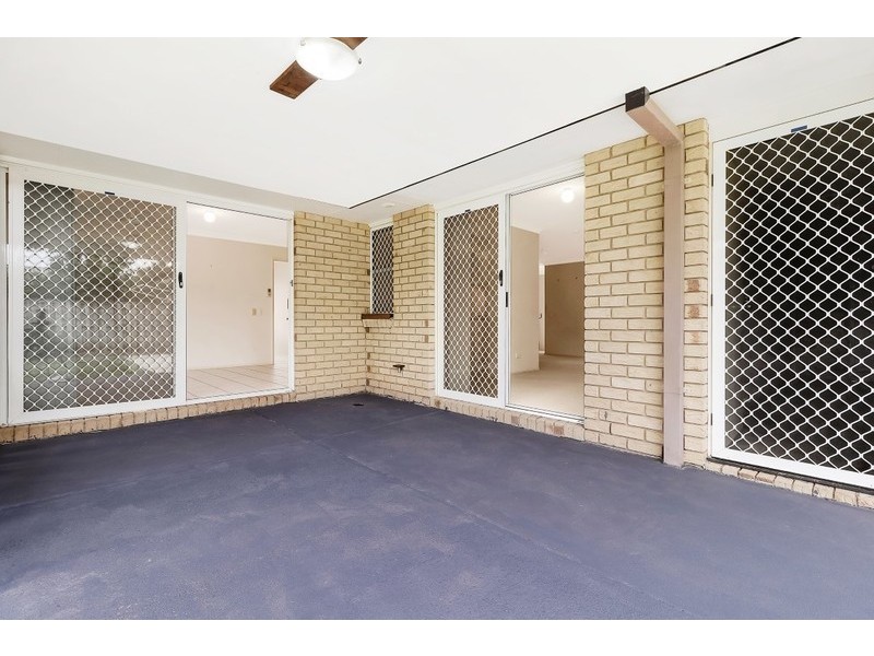 15 Thoms Avenue, Boondall QLD 4034