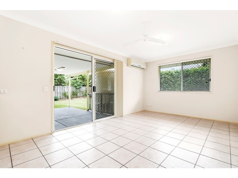 15 Thoms Avenue, Boondall QLD 4034