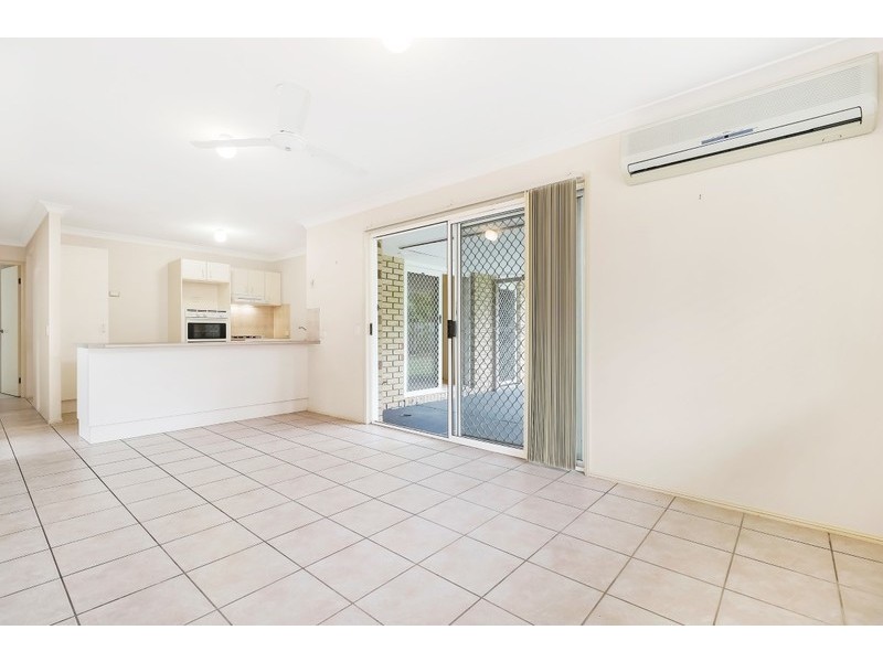 15 Thoms Avenue, Boondall QLD 4034