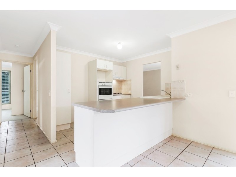 15 Thoms Avenue, Boondall QLD 4034