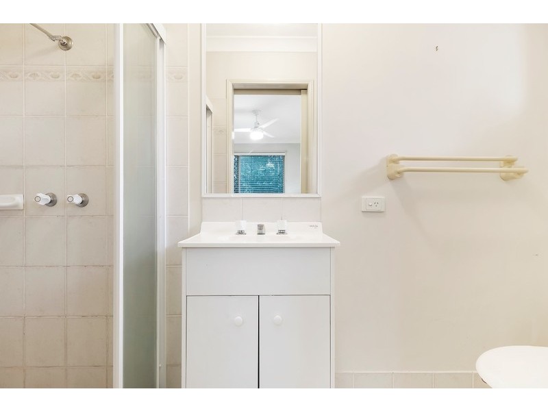 15 Thoms Avenue, Boondall QLD 4034