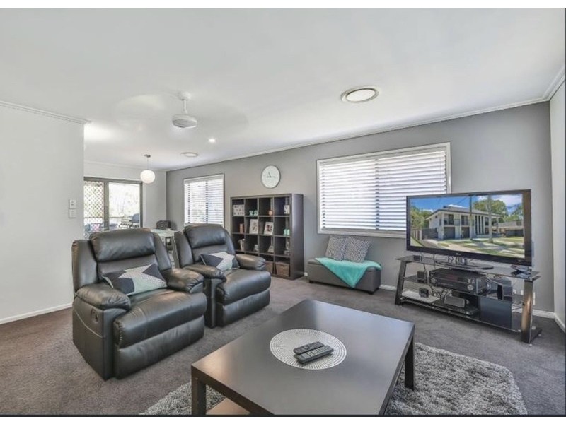 5 Valerie Street, Clontarf QLD 4019