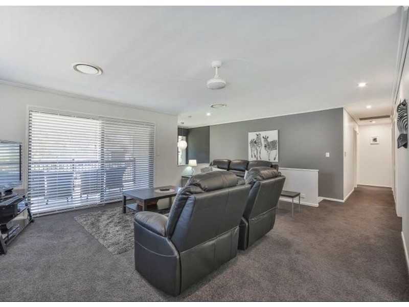 5 Valerie Street, Clontarf QLD 4019