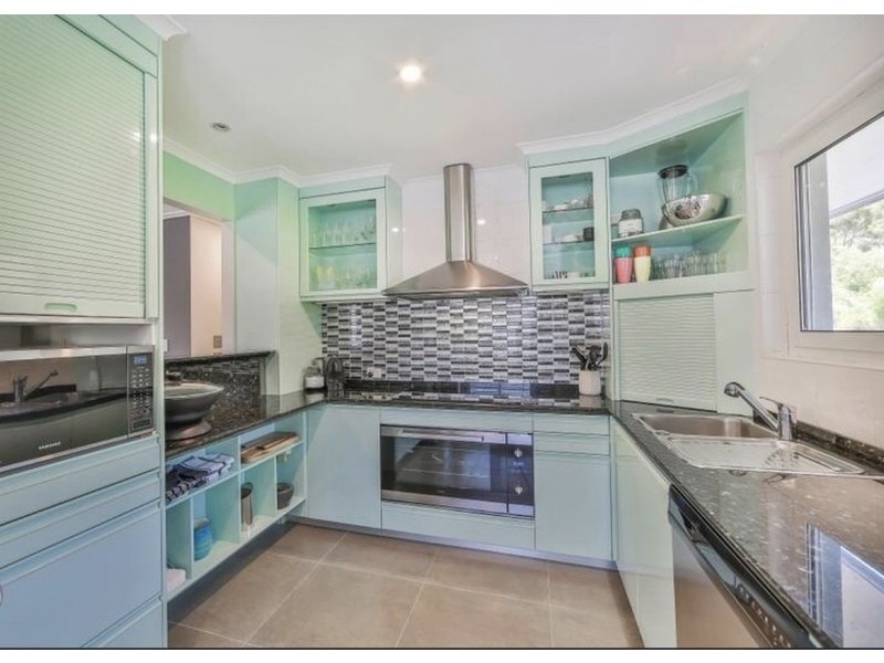 5 Valerie Street, Clontarf QLD 4019