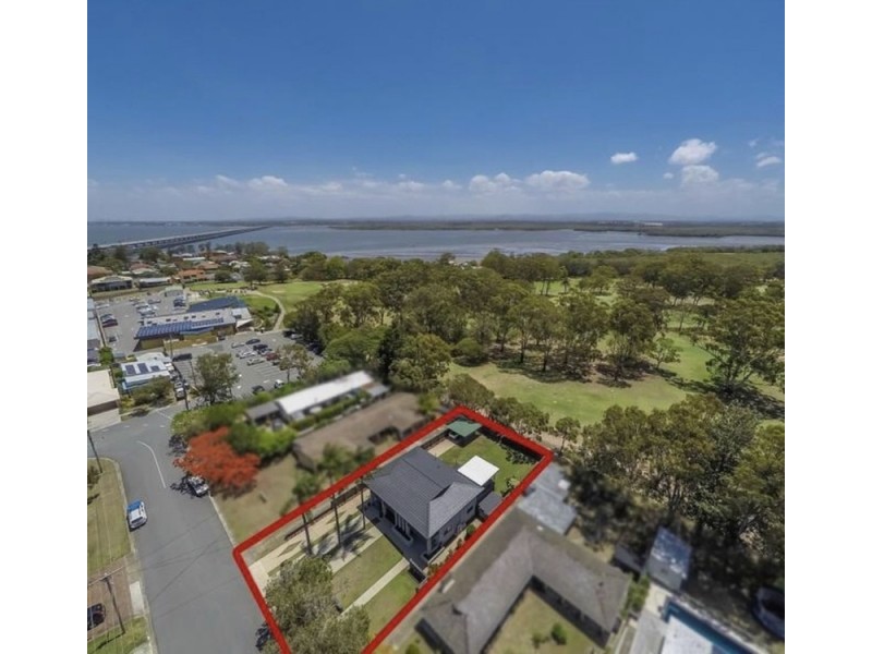 5 Valerie Street, Clontarf QLD 4019