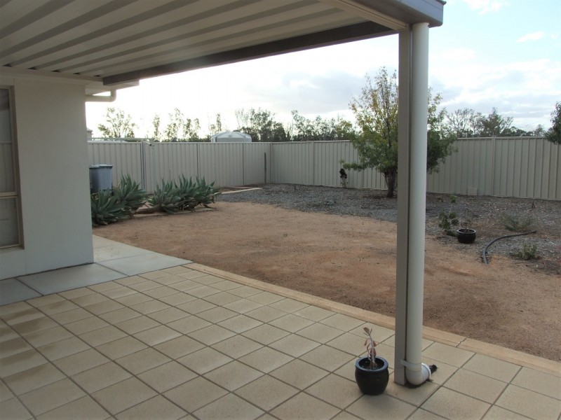 25 Flinders St, Renmark SA 5341