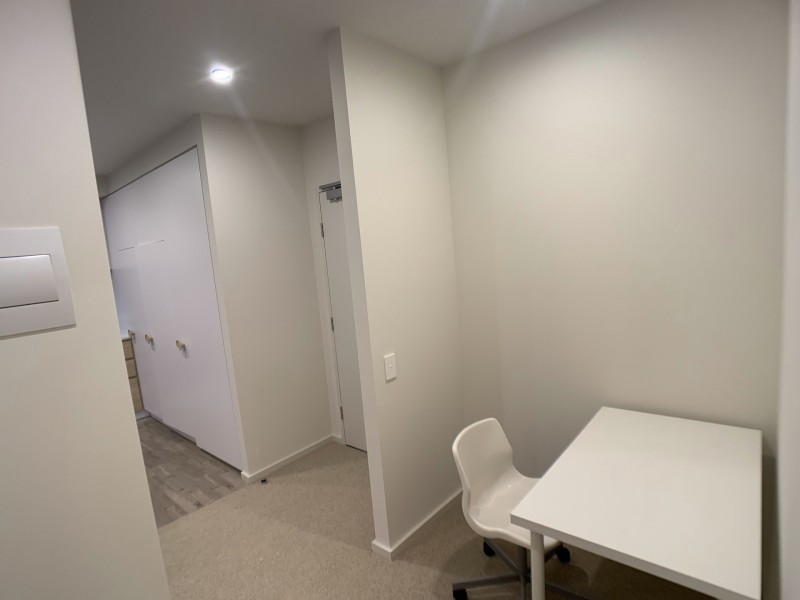 8 Bond Street, Caulfield North VIC 3161