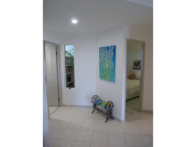 275-277 Esplanade, Cairns North QLD 4870