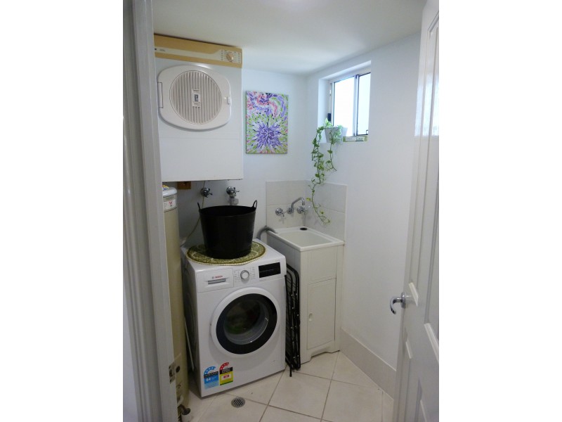 275-277 Esplanade, Cairns North QLD 4870