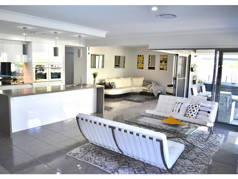 42 Sormano Street, Reedy Creek QLD 4227