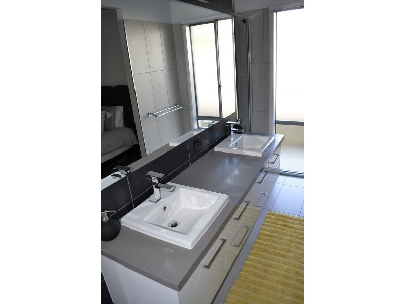 42 Sormano Street, Reedy Creek QLD 4227