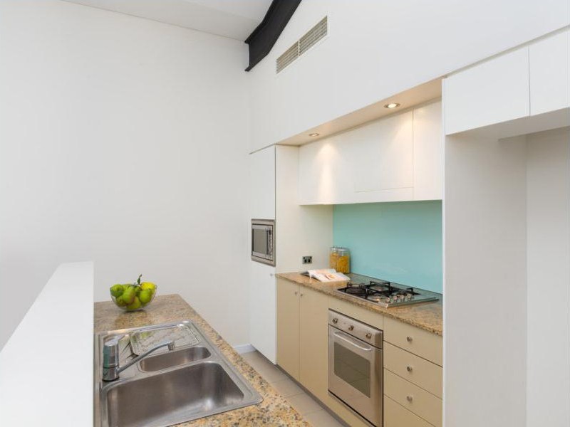 40/18 Jacques St, Chatswood NSW 2067