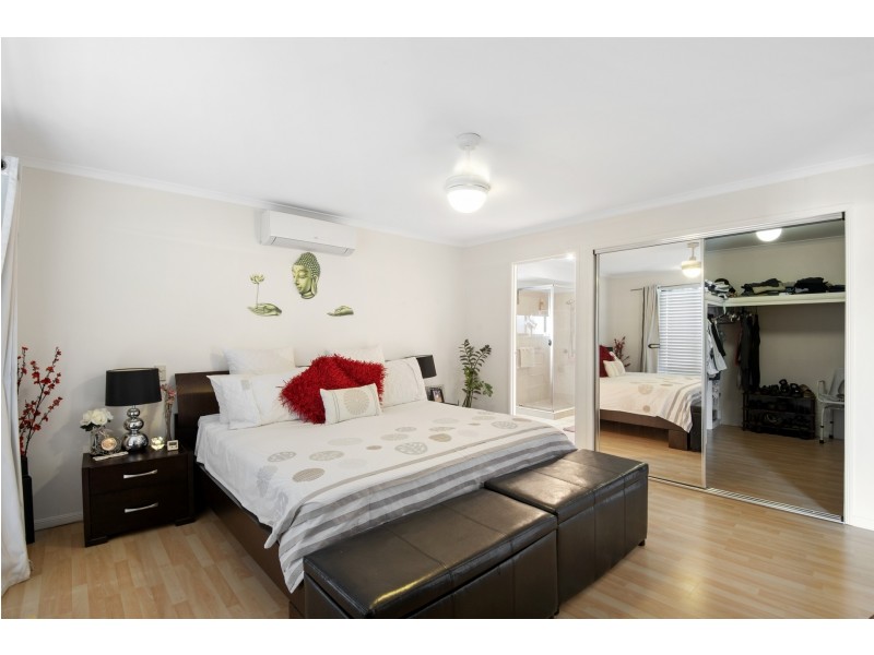 15 Oak Street, Cooroy QLD 4563