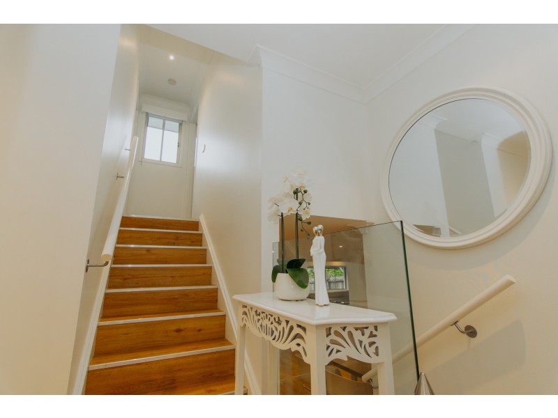 38 Riverview Road, Nerang QLD 4211