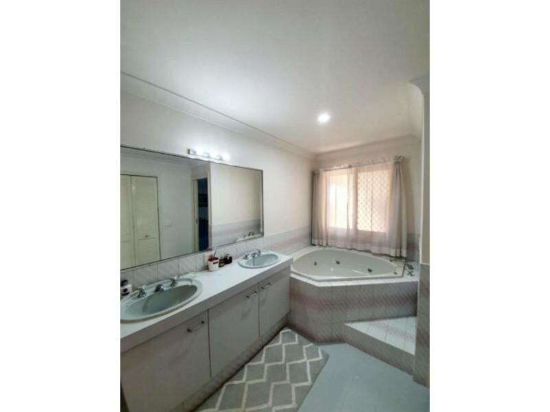 48 Lae Drive, Runaway Bay QLD 4216