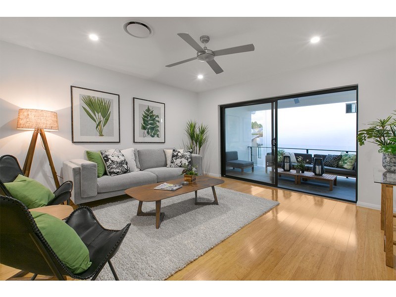 1 Livingstone St, Yeerongpilly QLD 4105