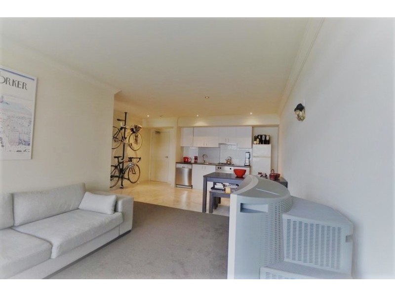 402/71 Stead Street, South Melbourne VIC 3205