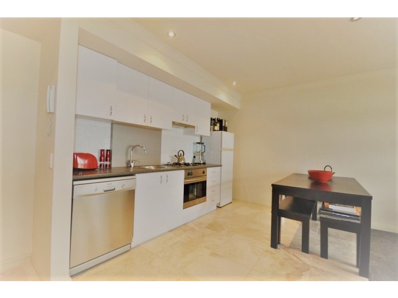 402/71 Stead Street, South Melbourne VIC 3205