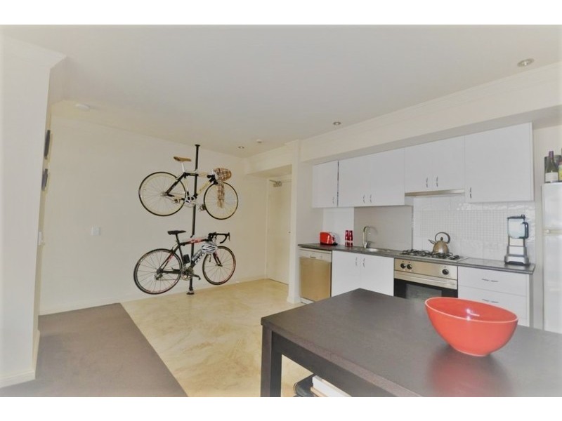 402/71 Stead Street, South Melbourne VIC 3205